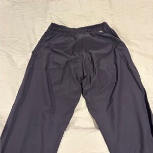 Vuori Women XS Navy Wind Jogger